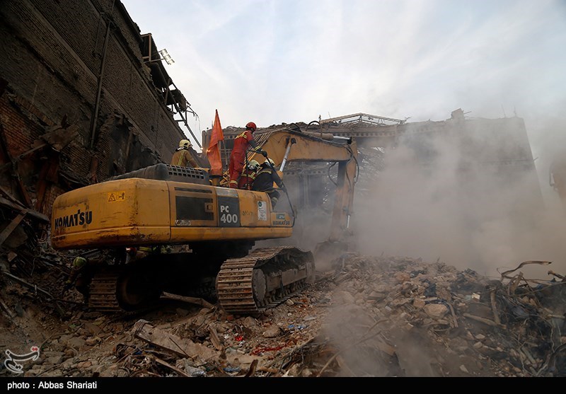 آواربرداری واحدهای آسیب‌دیده در مناطق زلزله‌زده شربیان به اتمام  رسید