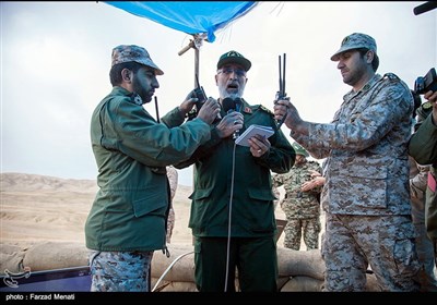 IRGC Stages War Game West of Iran