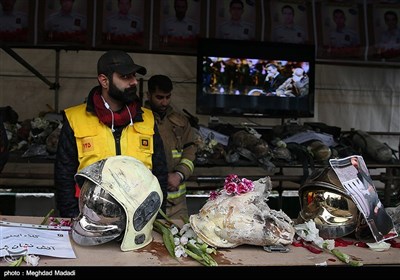 آثار بجا مانده از حادثه پلاسکو در حاشیه نماز جمعه تهران