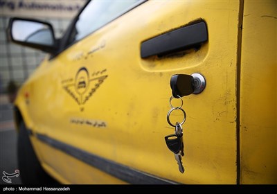  گلایه از عملکرد "ایران‌خودرو" در روند نوسازی تاکسی‌های فرسوده 