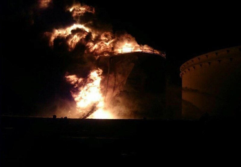 Fire at Tehran’s Oil Refinery Extinguished (+Photos)