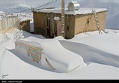 راه ارتباطی 35 روستای فیروزآباد در شهرستان سلسله همچنان مسدود است