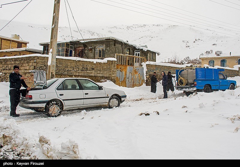 بارش برف و کولاک 70 میلیارد تومان به شبکه برق استان کرمانشاه خسارت وارد کرد