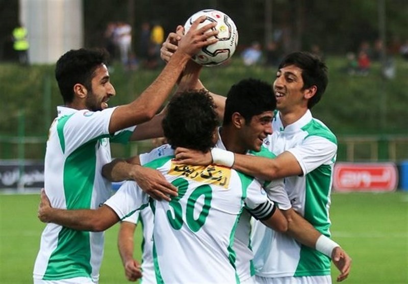 اصفهان| واکنش باشگاه ذوب‌آهن به فراخوان 3 بازیکن سرباز؛ هنوز از مرجع قانونی چیزی ابلاغ نشده است