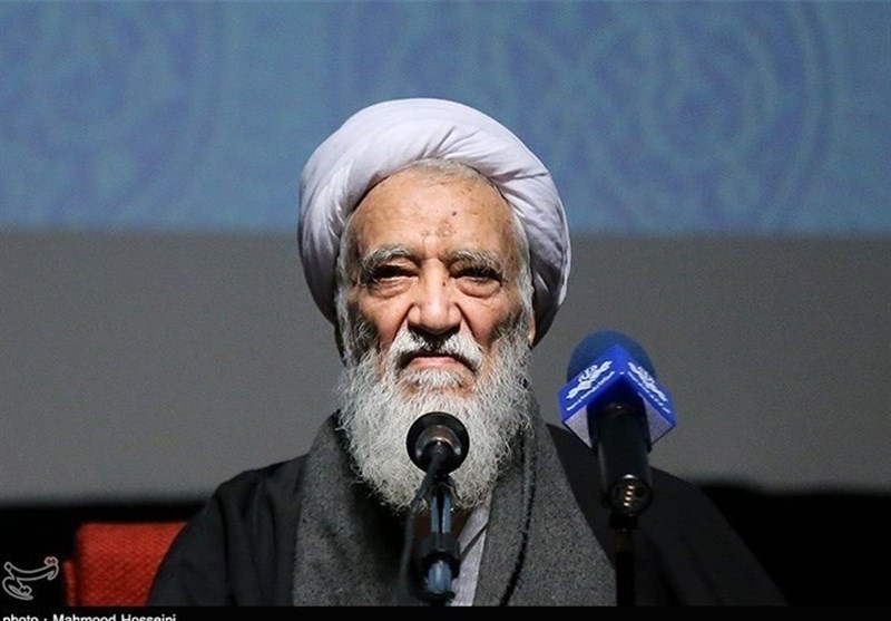 Iranian Cleric Urges Strong Resistance to US Policies