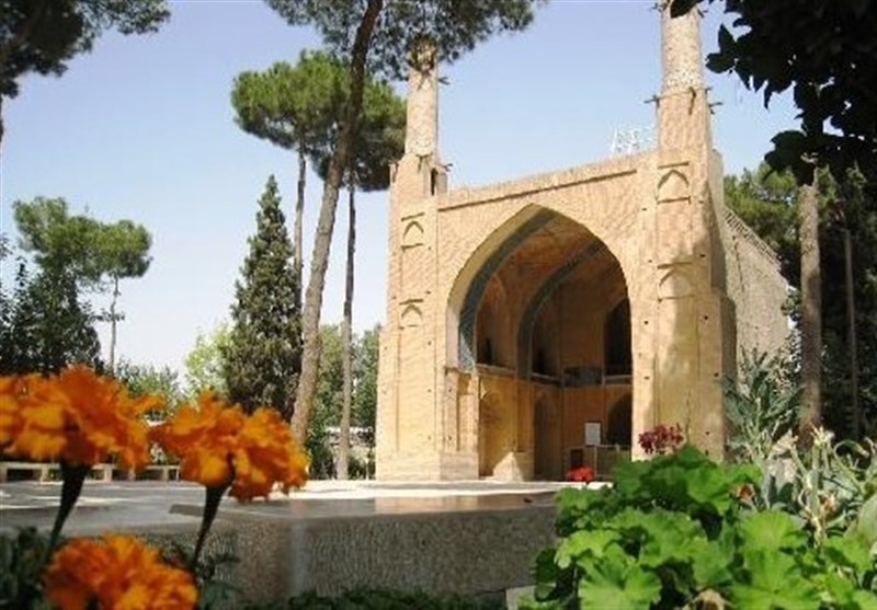Monar Jonban: The Most Famous Historic Monument All over Iran