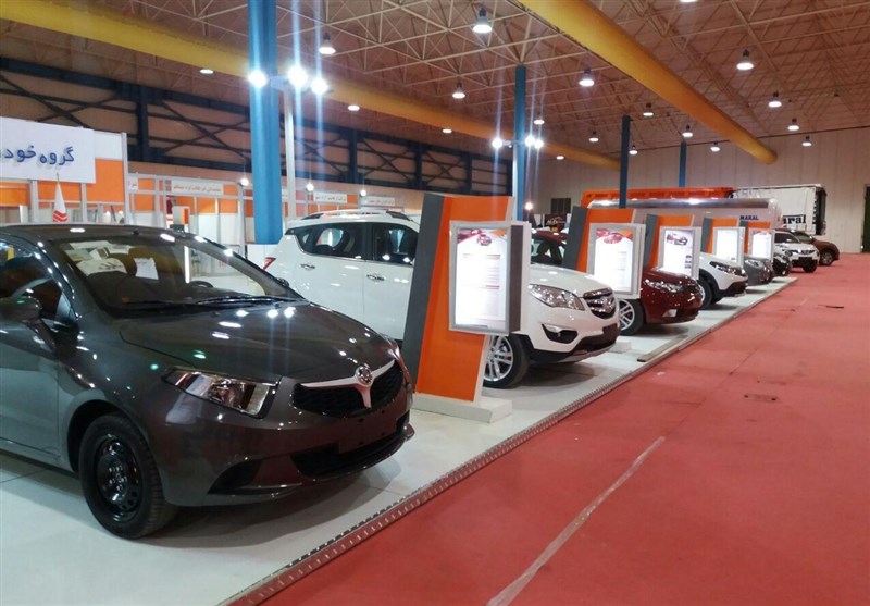 خودروسازان و وارد کنندگان خودرو توانمندی خود را در بوشهر عرضه کردند