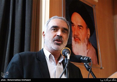 روستا آزاد عضو هیئت موسس جبهه مردمی نیروهای انقلاب اسلامی