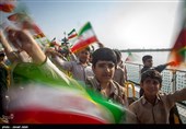 جشن انقلاب بر روی ناو جماران