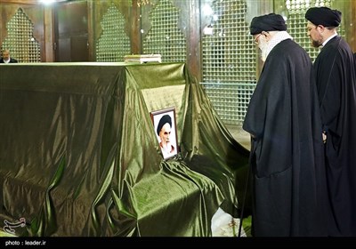 Ayatollah Khamenei Pays Homage to Late Founder of Iran’s Islamic Republic