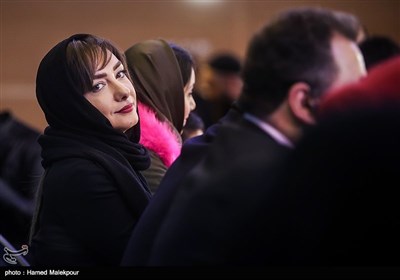 هانیه توسلی بازیگر در نشست خبری فیلم مادری - سی و پنجمین جشنواره فیلم فجر