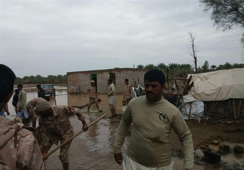 توزیع 5000 سبد کالا میان سیل‌زدگان بلوچستان/ خدمت‌رسانی 150 گروه جهادی به سیل‌زدگان در ایام نوروز