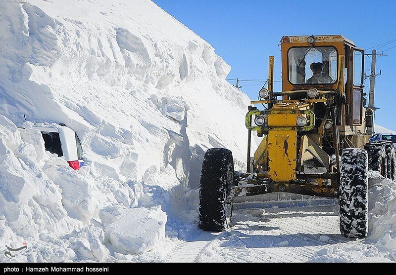 9600 خودروی گرفتار در برف اردبیل رهاسازی شدند
