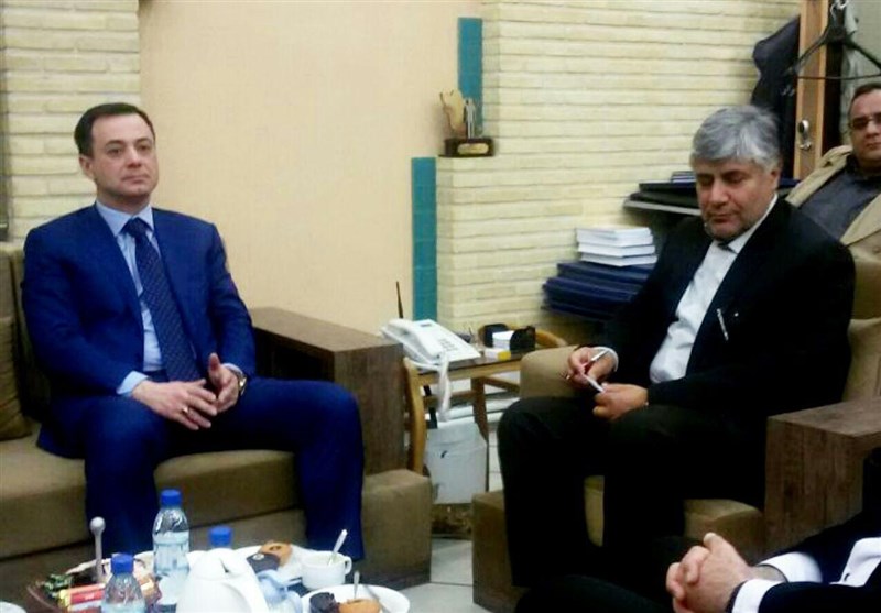 رئیس مجمع جوانان کنفرانس اسلامی با شهردار شیراز دیدار کرد