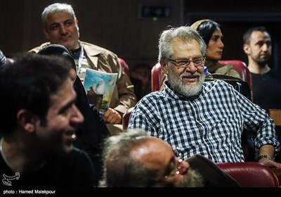 حضور نادر طالب‌زاده در سالن نمایش فیلم ماجرای نیمروز