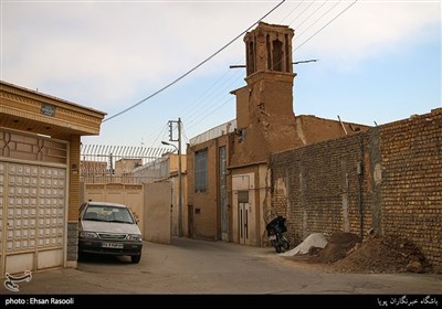 محله مسجد آقا بزرگ ، مجموعه تاریخی خواجه تاج الدین
