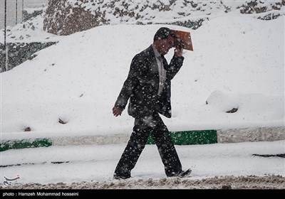 ایران کے ضلع دماوند میں برفباری کے مناظر