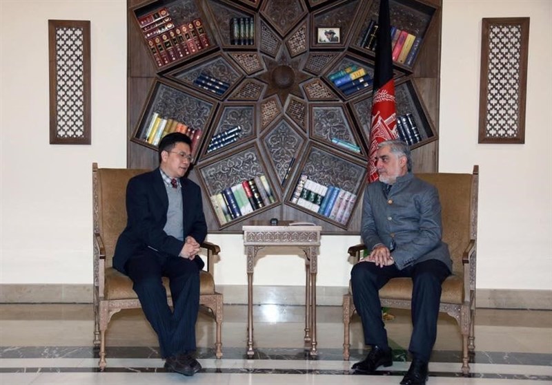 اعلام حمایت نماینده چین از روند صلح افغانستان در دیدار با عبدالله
