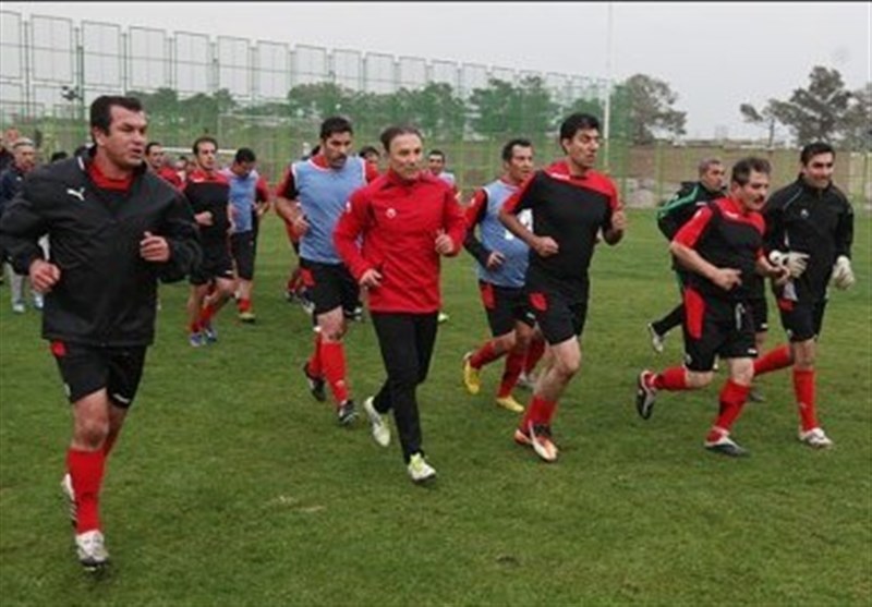 تیم فوتبال پیشکسوتان پرسپولیس در استان ایلام به میدان می‌رود