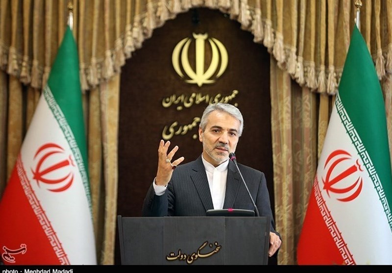 Rouhani's Gov't Downplays Concerns on Total Deal