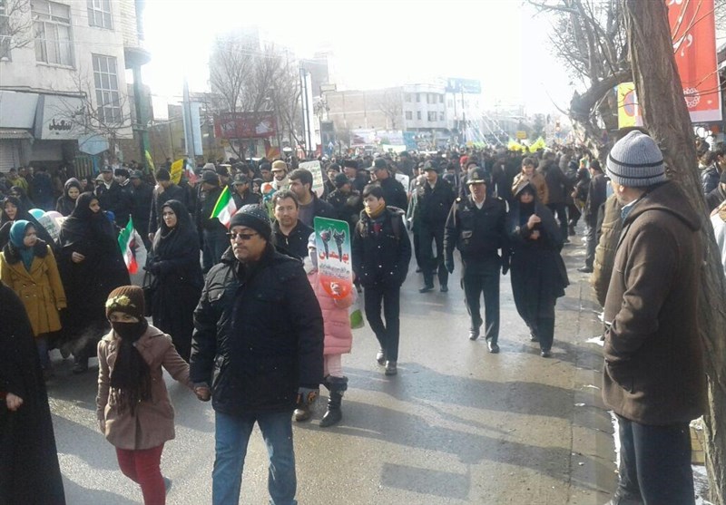 راهپیمایی 22 بهمن در سرزمین مرزداران کرمانشاه آغاز شد