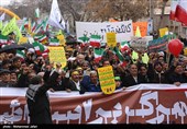 بجنورد| مردم در راهپیمایی 22 بهمن پاسخ یاوه‌گویی دشمنان را می‌دهند