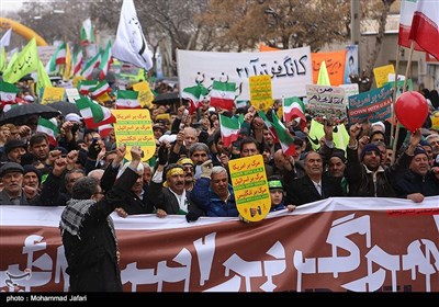 راهپیمایی 22 بهمن در زنجان