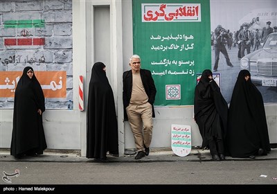 People Swarm Streets of Tehran to Mark Revolution Victory 