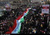 قم| خروش مردم قم در راهپیمایی 22 بهمن؛ حضور باشکوه مردم در جشن 40 سالگی انقلاب