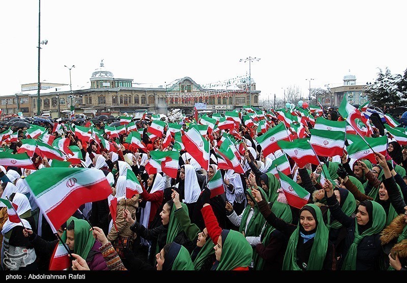 حضور مردم در راهپیمایی‌ 22 بهمن پاسخ محکمی به نقشه‌های شوم دشمنان است