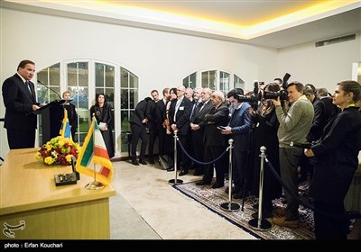 سخنرانی استفان لوفون نخست وزیر سوئد در مراسم امضای قراردادهای تجاری میان ایران و سوئد