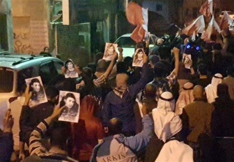 البحرین: آلاف الغاضبین یتظاهرون فی مسیرات تشییع 3 شهداء