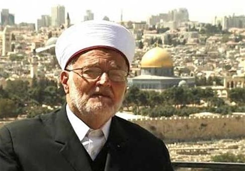 درخواست خطیب مسجد الاقصی برای برگزاری تظاهرات «جمعه خشم» در حمایت از رسول اکرم (ص)