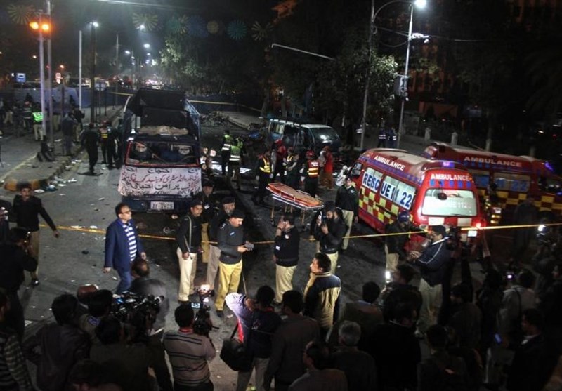 پنجاب اسمبلی کے سامنے دھماکہ، 13 افراد شہید، 100 سے زائد زخمی + تصاویر