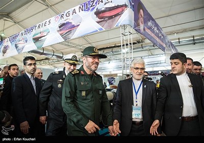 Iran Unveils Homegrown Outboard Motor