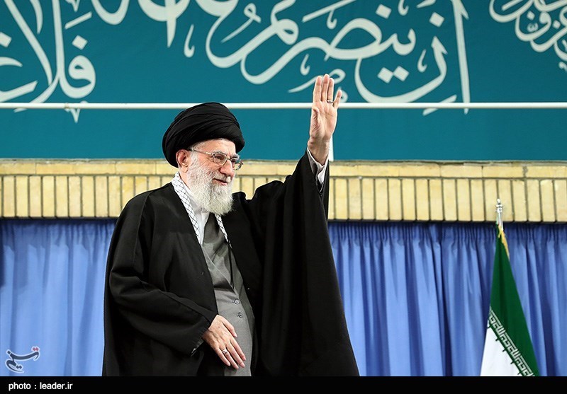 Leader: Military Threats Meant to Hamper Iran’s Economic Progress