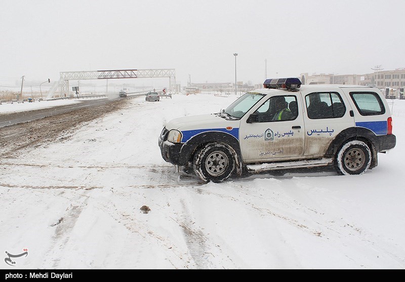 طرح مشترک زمستانی پلیس راه از امروز در جاده‌های اردبیل آغاز شد