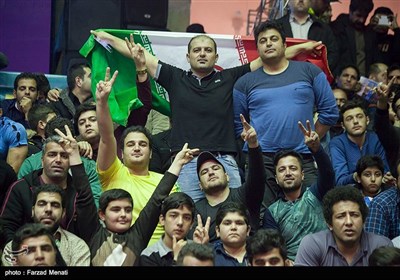 در حاشیه مسابقات کشتی قهرمانی جهان در کرمانشاه
