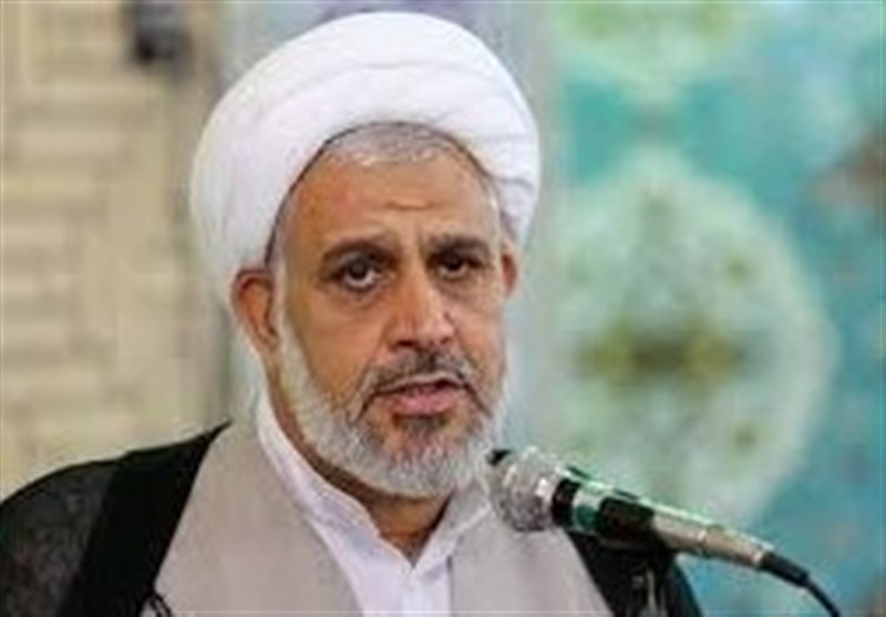 خطیب جمعه کرمان: مردم اجازه ندهند تبلیغات سوء دشمنان ذهنشان را مشوش کند