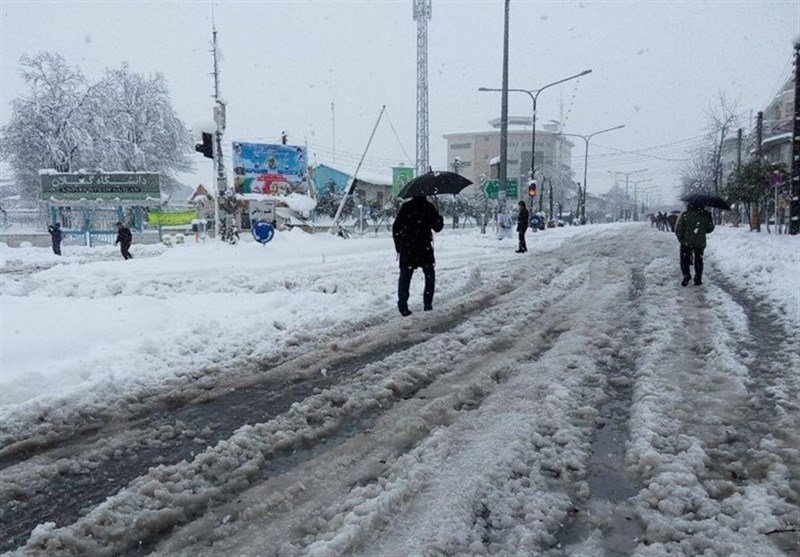 خدمات شایسته‌ای را در بحران برف به مردم رشت ارائه ندادیم