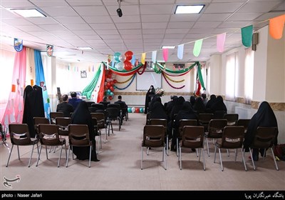 مراسم نکوداشت خّیر مدرسه ساز مدرسه شاهد امام حسین (ع) منطقه 14 شهر تهران 