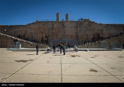 تخت جمشید بعد الأمطار