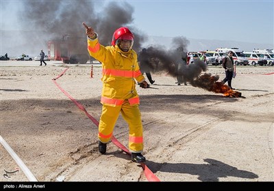 مانور اضطرار در فرودگاه لامرد