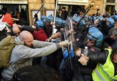 خشم رانندگان تاکسی از ادامه فعالیت آژانس‌های موبایلی ایتالیا+عکس