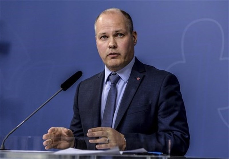 وزیر مهاجرت سوئد: ترامپ بر اساس اطلاعات دقیق درمورد سوئد صحبت کند