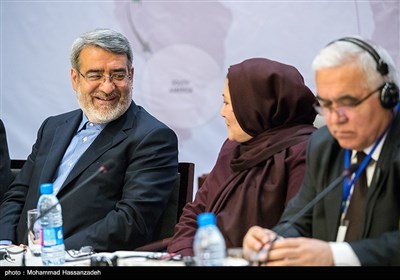 رحمانی فضلی وزیر کشور در کنفرانس بین‌المللی تهران علیه مواد مخدر و جرایم سازمان یافته