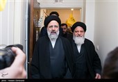 بازدید از یکی از واحد های مسکونی توسط آیت‌الله سید ابراهیم رئیسی تولیت آستان قدس رضوی و حجت الاسلام موسوی امام جمعه باقرشهر
