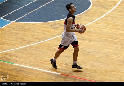 دیدار تیم های بسکتبال شهرداری گرگان و شیمیدر تهران