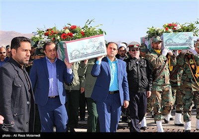 مراسم استقبال از پیکر 7 شهید دفاع مقدس در شهرکرد