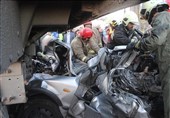 تصاویر/ راننده « سمند» در تصادف زنجیره‌ای 8 خودرو جان داد